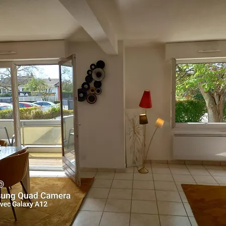 Le Cocon Du Verger Апартаменты *